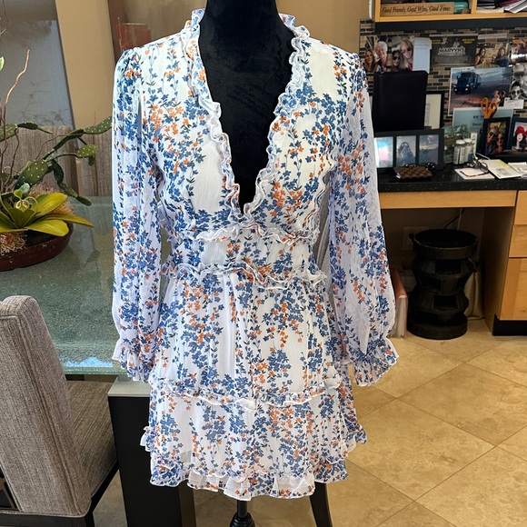 ?? Dresses & Skirts - Elegant Floral Long Sleeve Dress